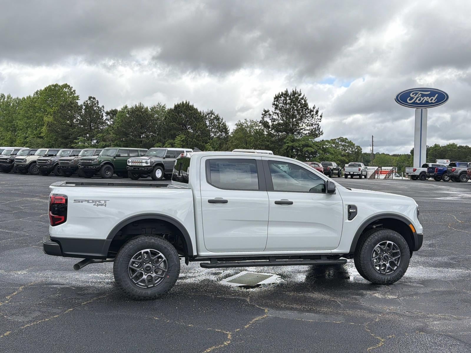 2025 Ford Ranger XLT 4WD SUPERCREW 5' BOX