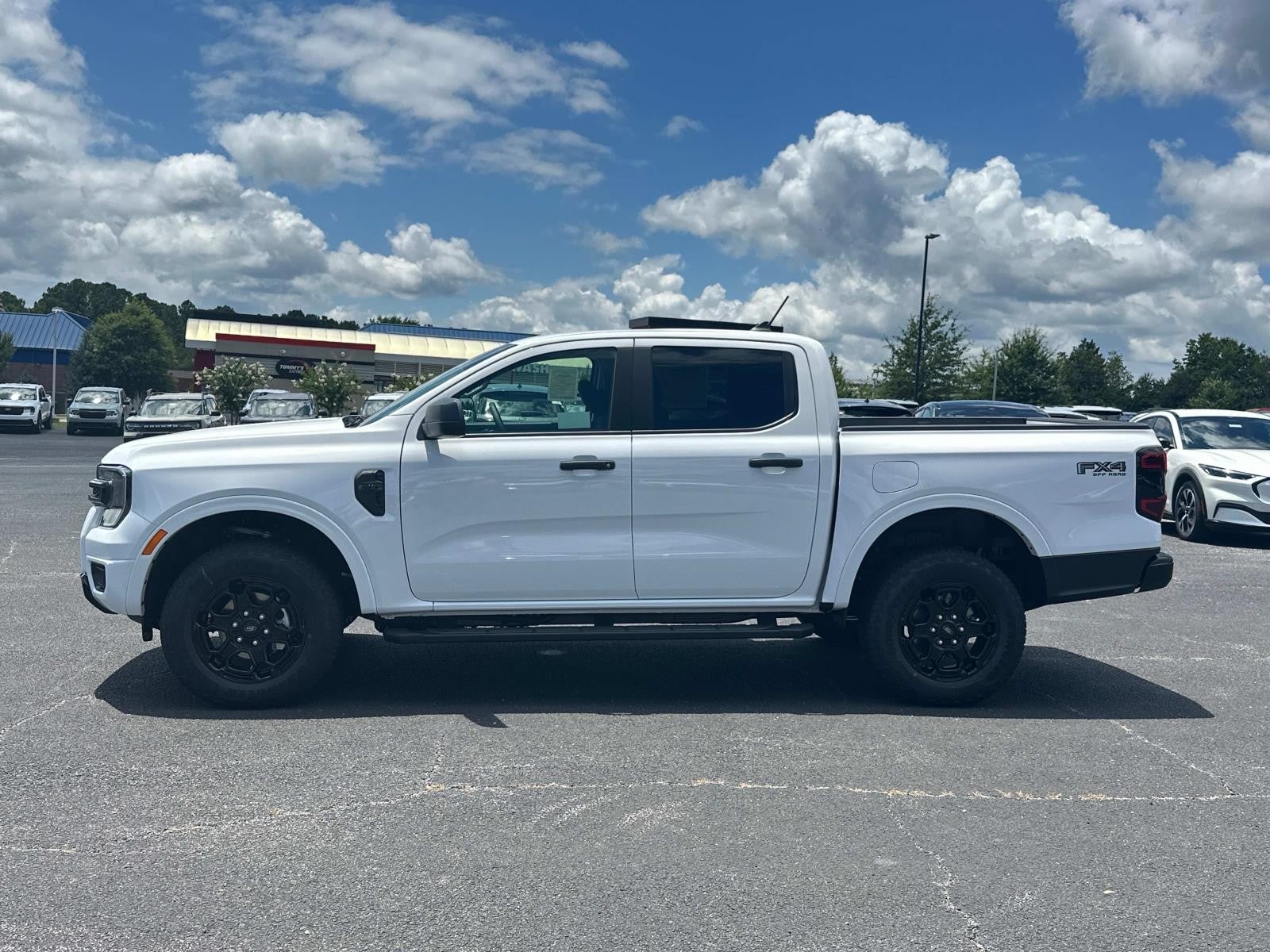 2025 Ford Ranger XLT 4WD SUPERCREW 5' BOX
