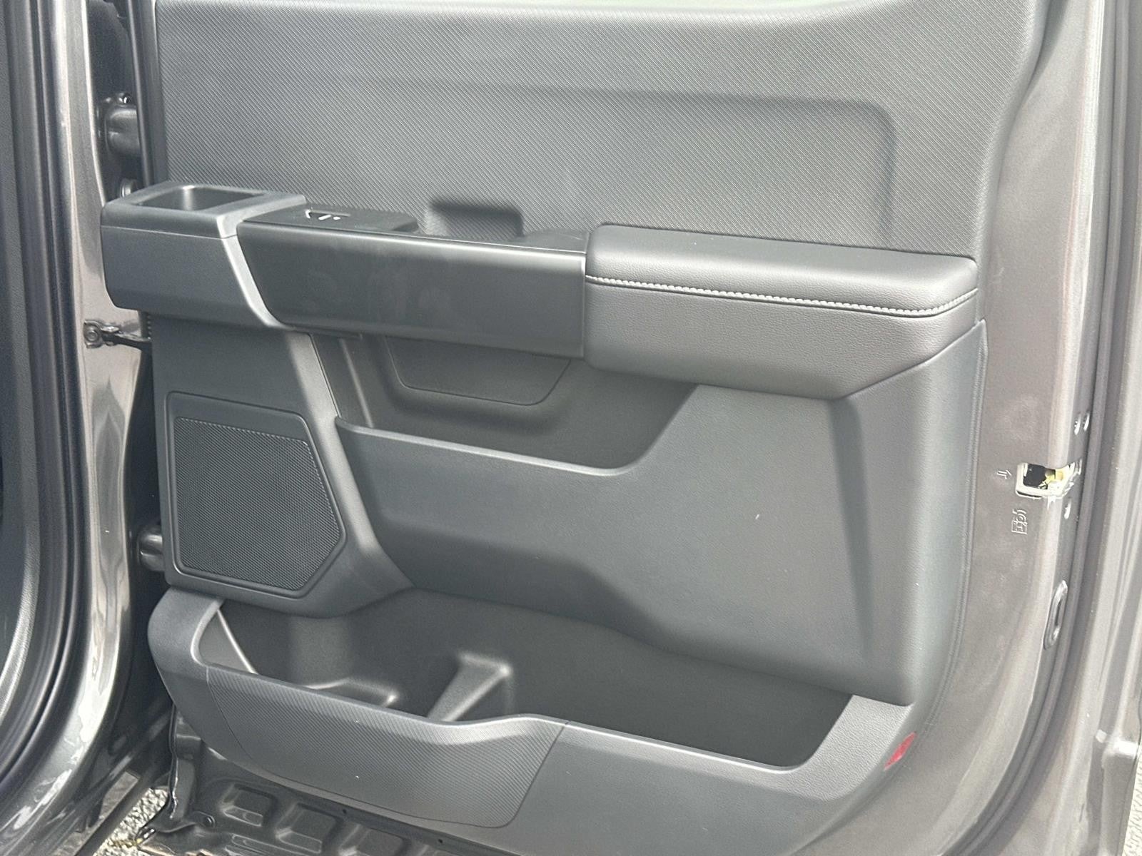 2025 Ford F-150 STX 4WD SUPERCREW 5.5' BO