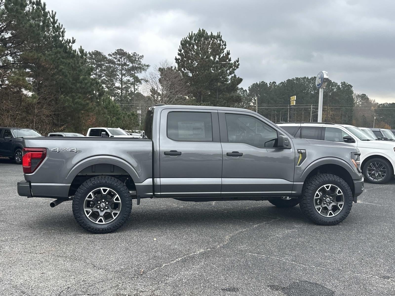 2025 Ford F-150 STX 4WD SUPERCREW 5.5' BO