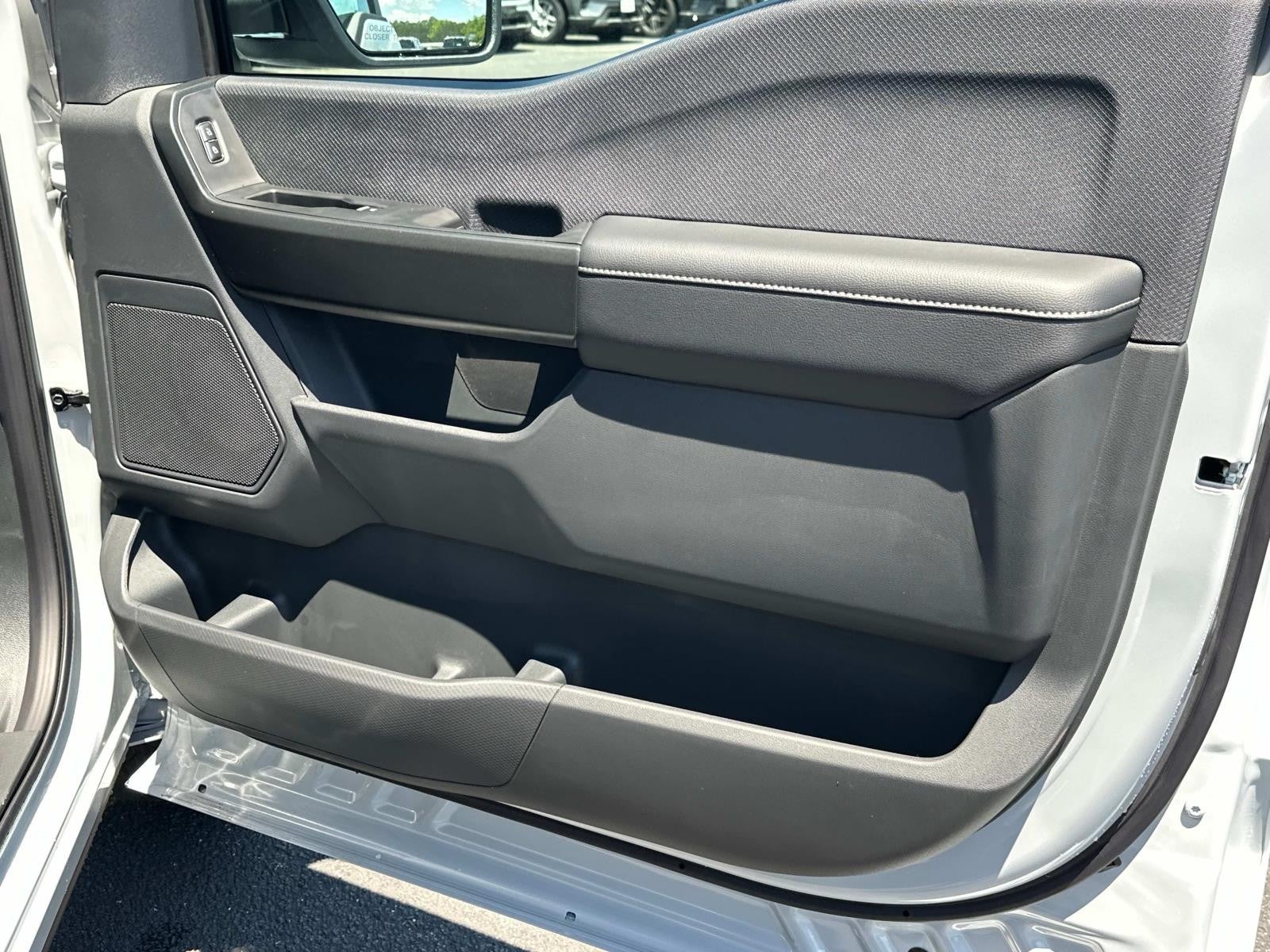 2025 Ford F-150 STX 4WD SUPERCREW 5.5' BO