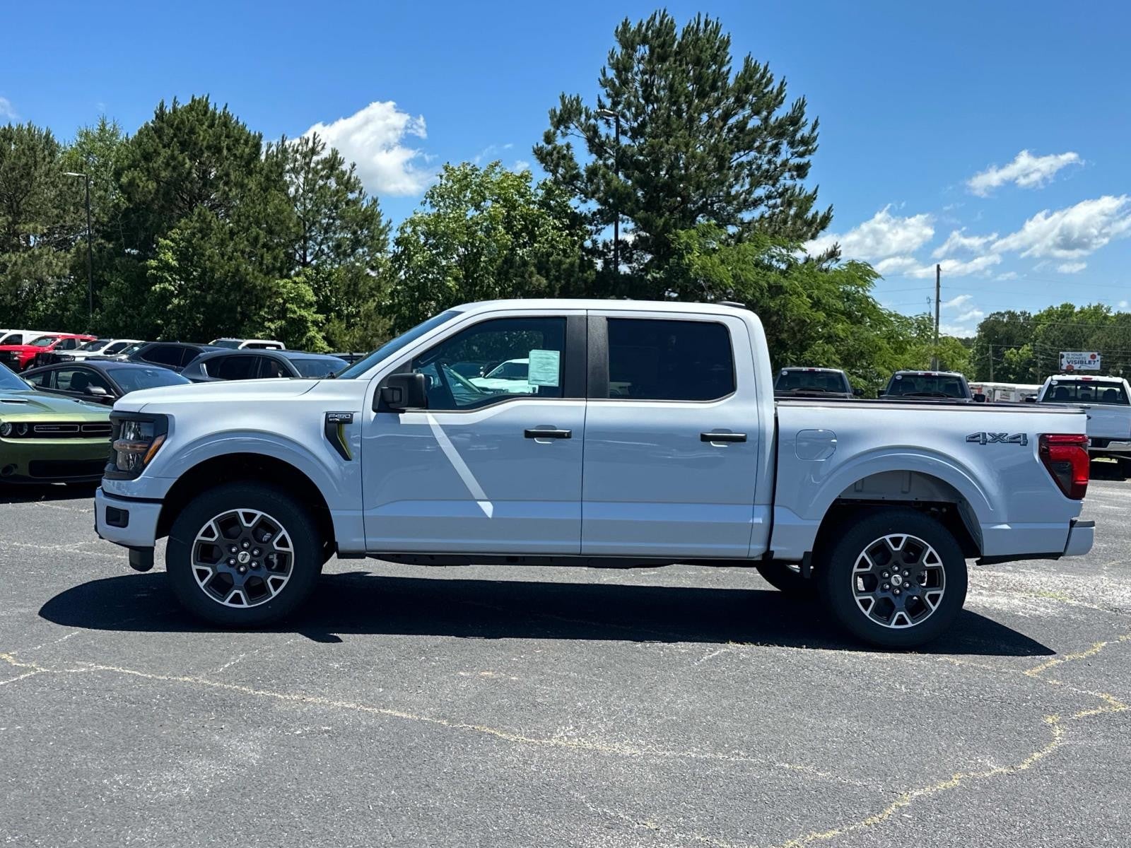 2025 Ford F-150 STX 4WD SUPERCREW 5.5' BO