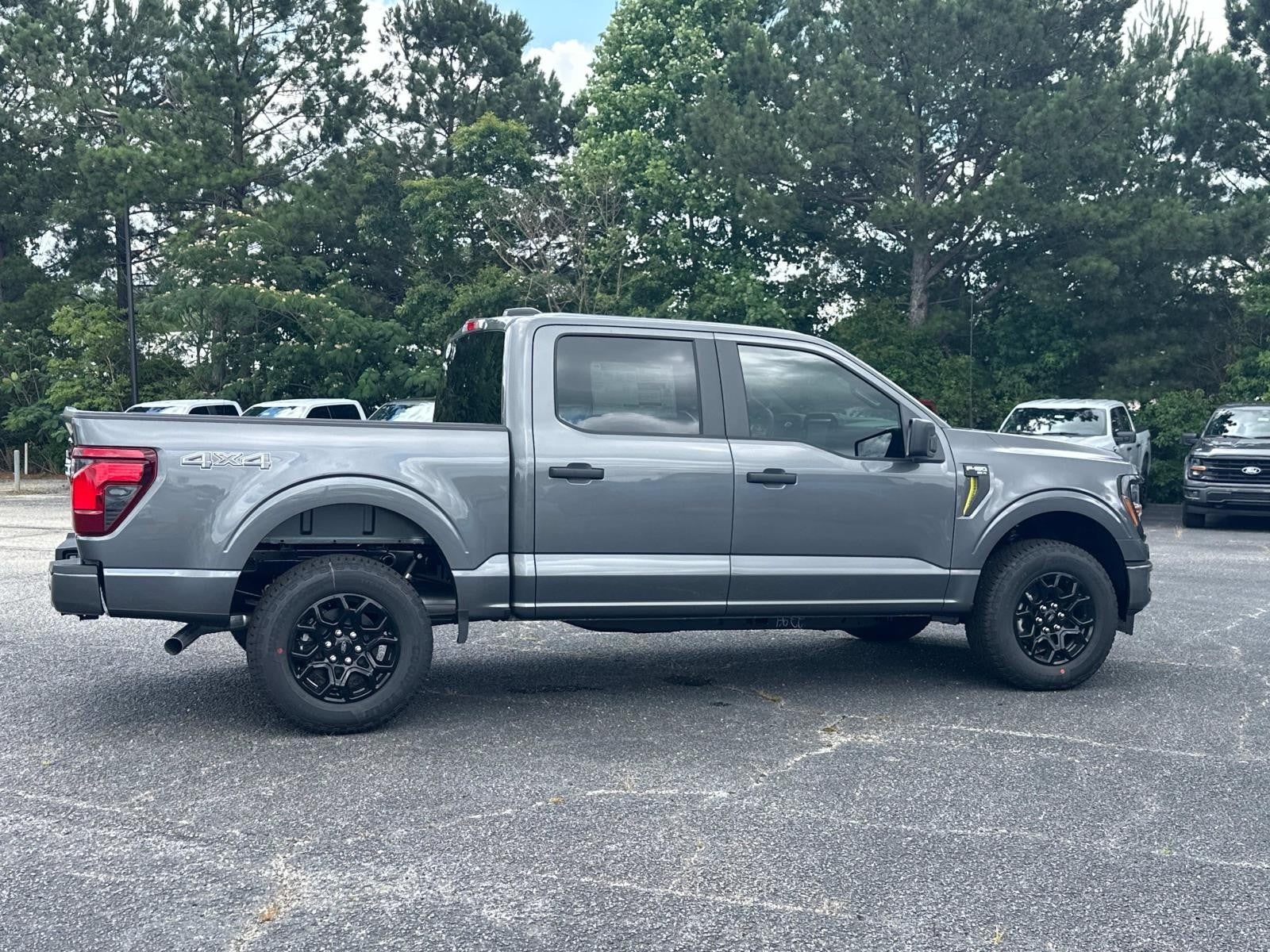 2025 Ford F-150 STX 4WD SUPERCREW 5.5' BO