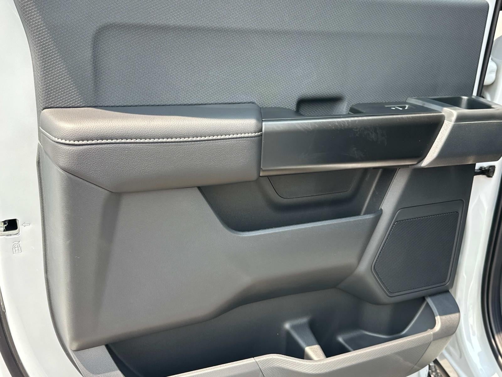 2025 Ford F-150 STX 4WD SUPERCREW 5.5' BO