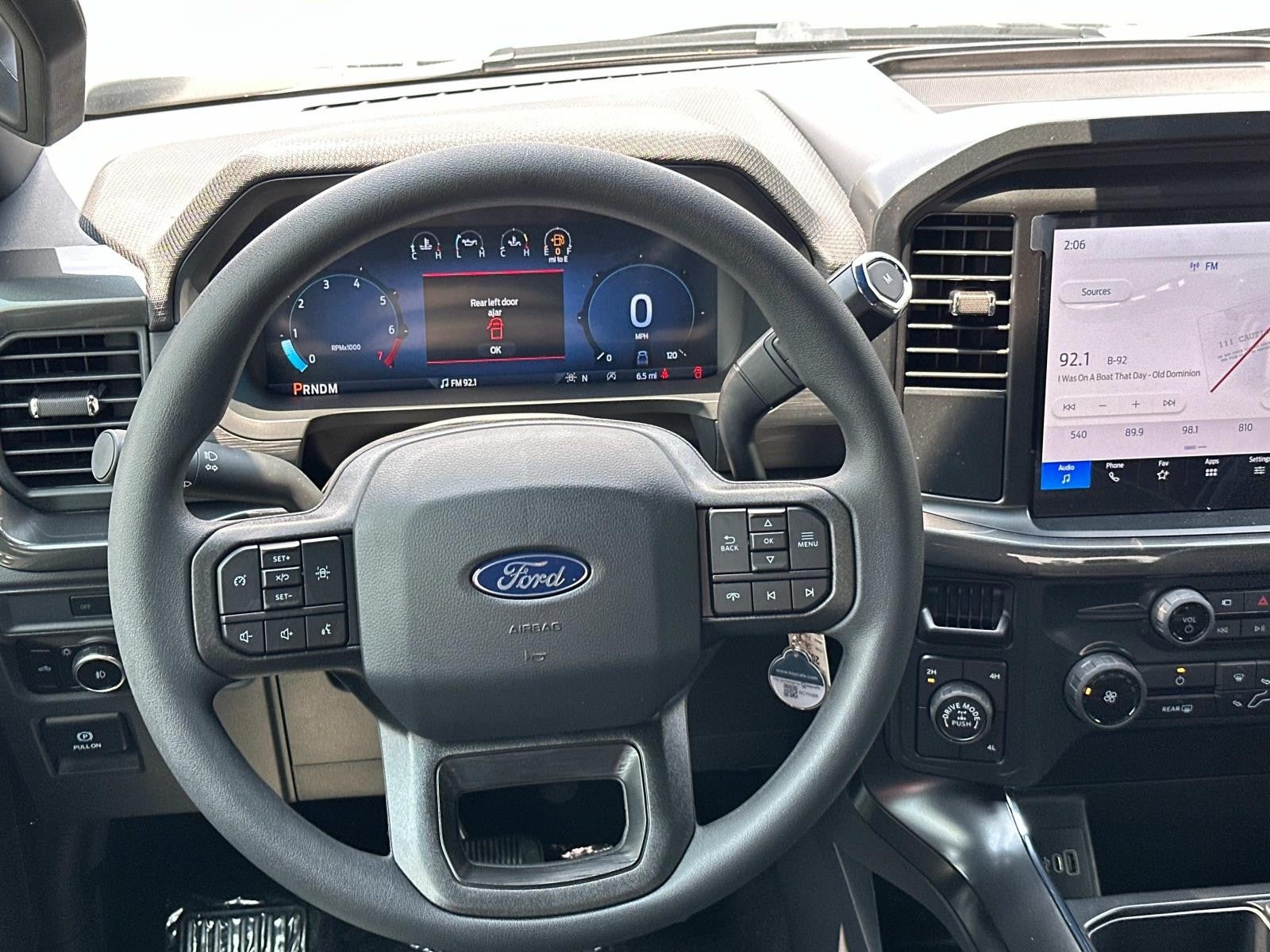 2025 Ford F-150 STX 4WD SUPERCREW 5.5' BO