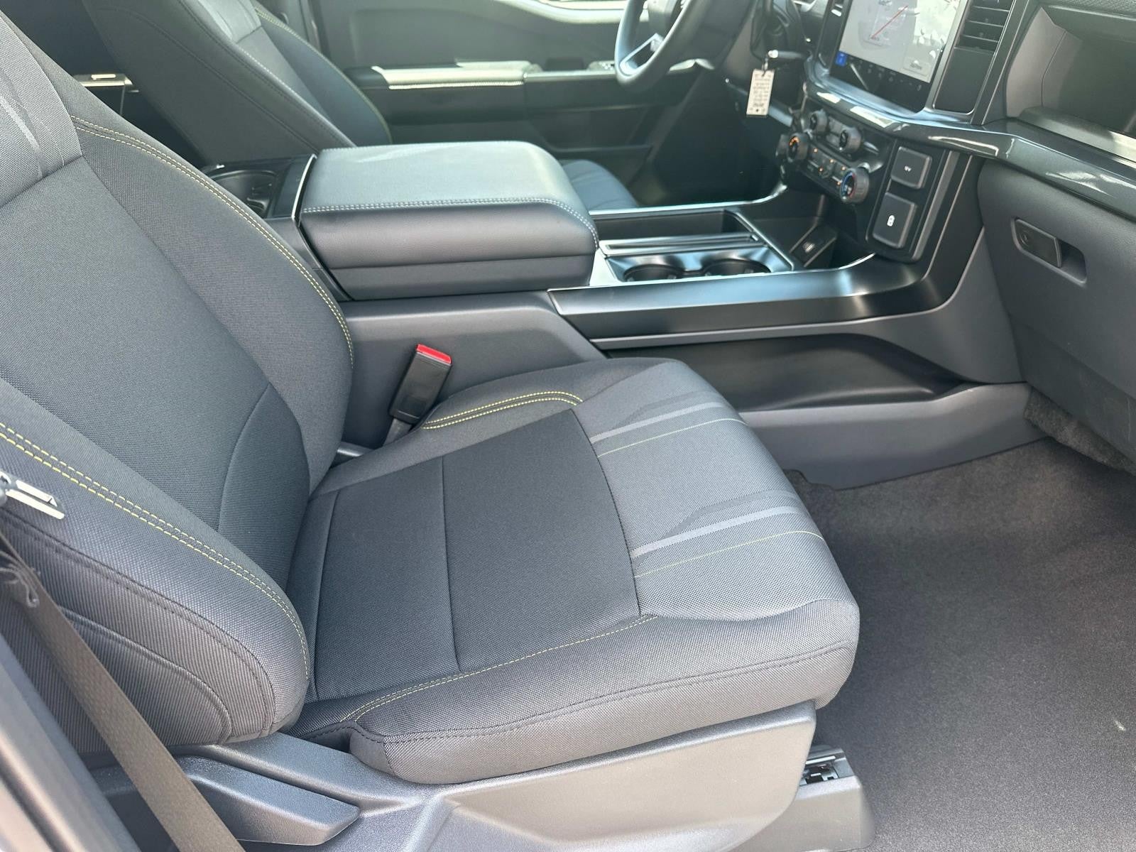 2025 Ford F-150 STX 4WD SUPERCREW 5.5' BO