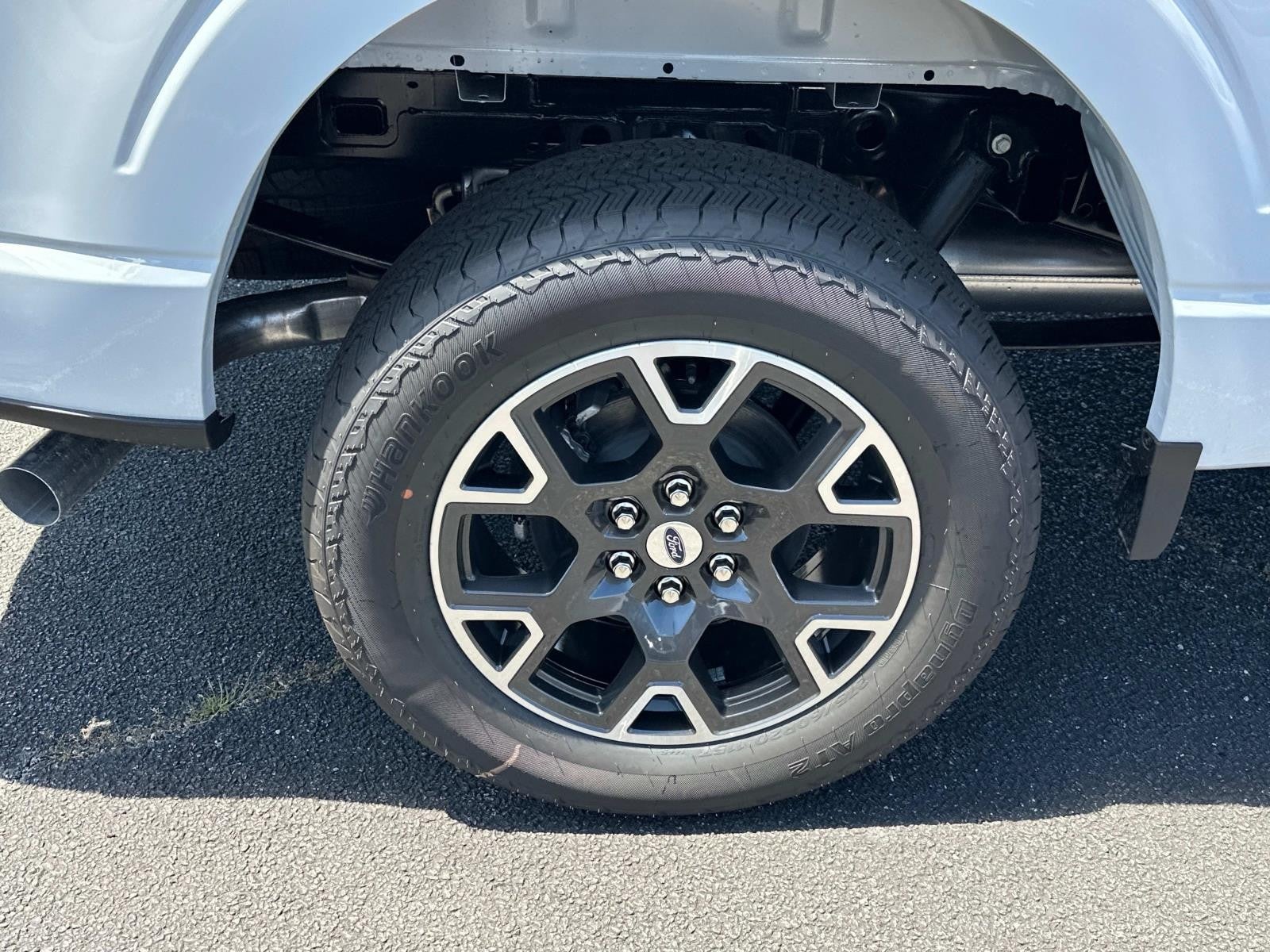 2025 Ford F-150 STX 4WD SUPERCREW 5.5' BO