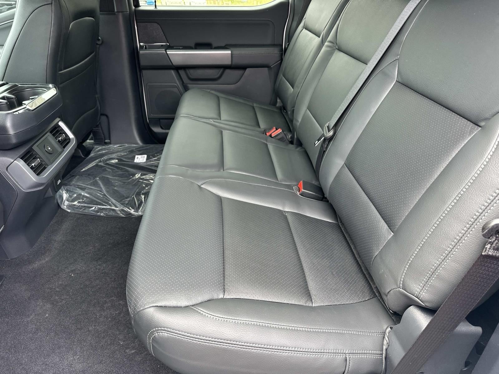 2026 Ford F-150 XLT 4WD SUPERCREW 5.5' BO PUG PACKAGE