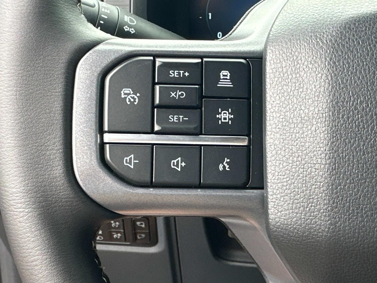 2025 Ford F-150 XLT 4WD SUPERCREW 5.5' BO