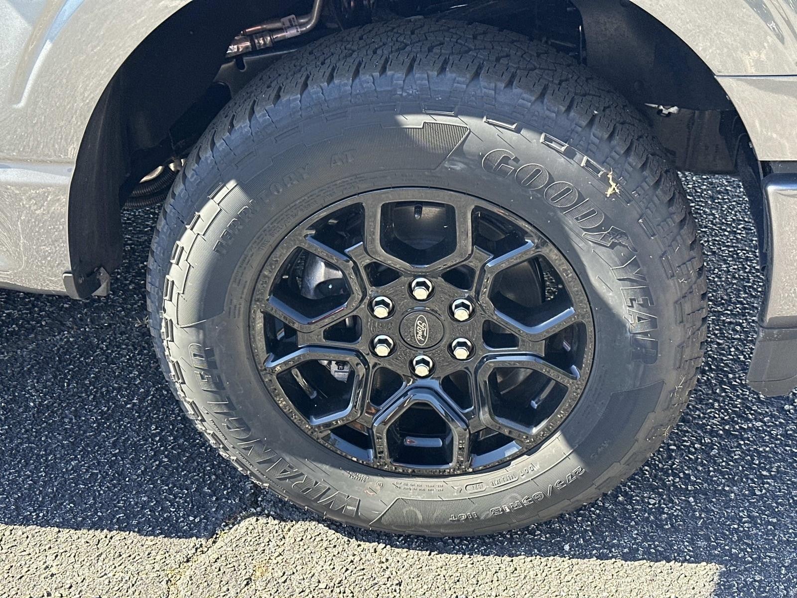 2025 Ford F-150 XLT 4WD SUPERCREW 5.5' BO