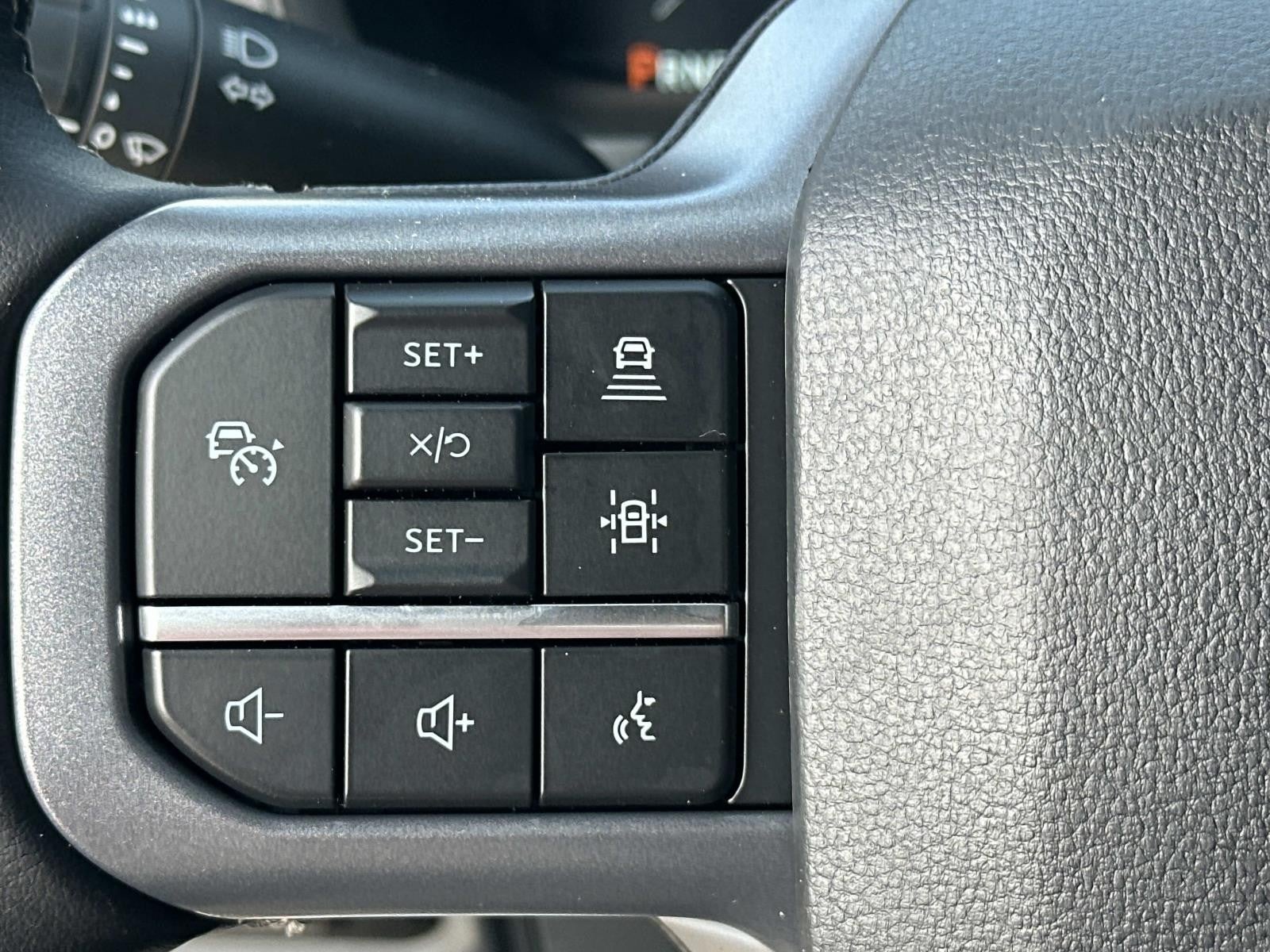 2025 Ford F-150 XLT 4WD SUPERCREW 5.5' BO