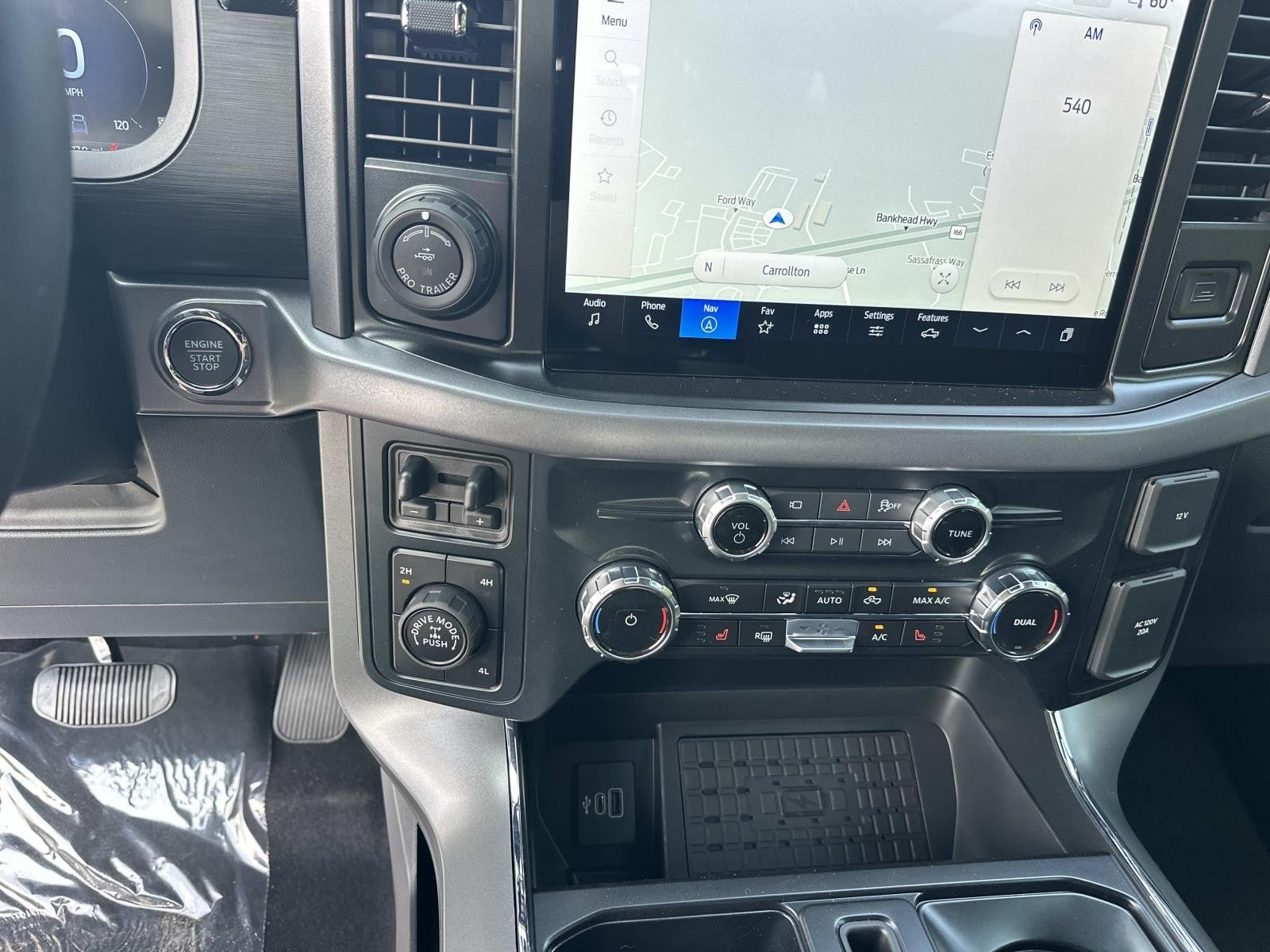 2025 Ford F-150 XLT 4WD SUPERCREW 5.5' BO