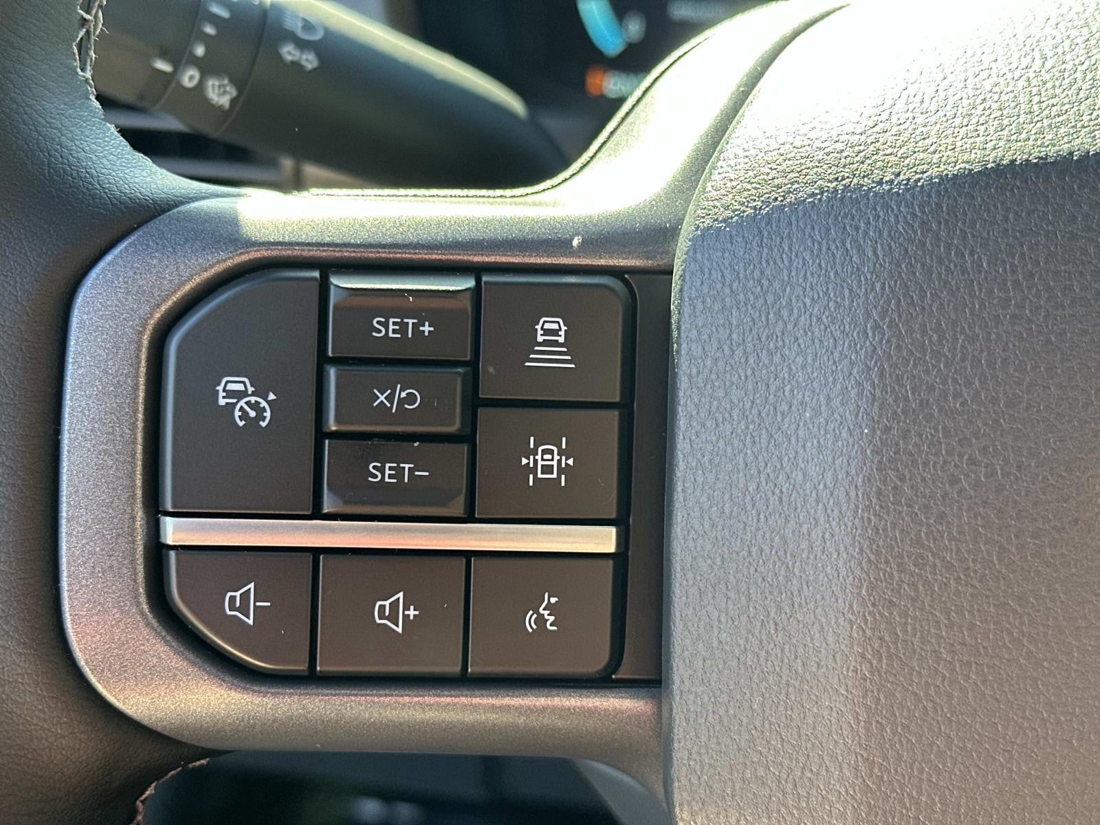 2025 Ford F-150 LARIAT 4WD SUPERCREW 5.5'