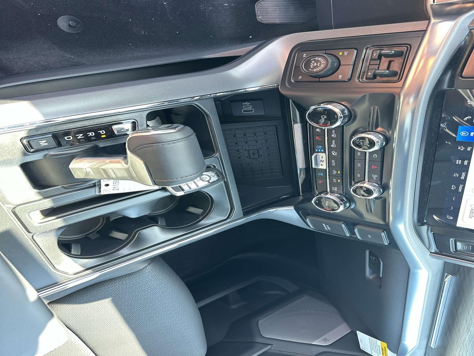 2026 Ford F-150 LARIAT 4WD SUPERCREW 5.5'