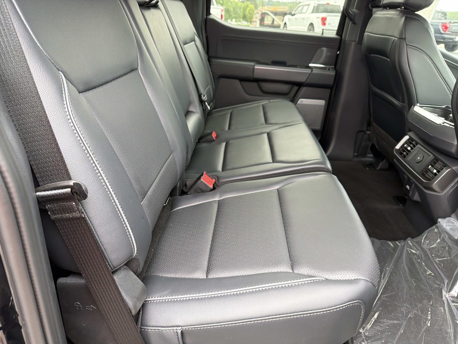 2026 Ford F-150 LARIAT 4WD SUPERCREW 5.5'