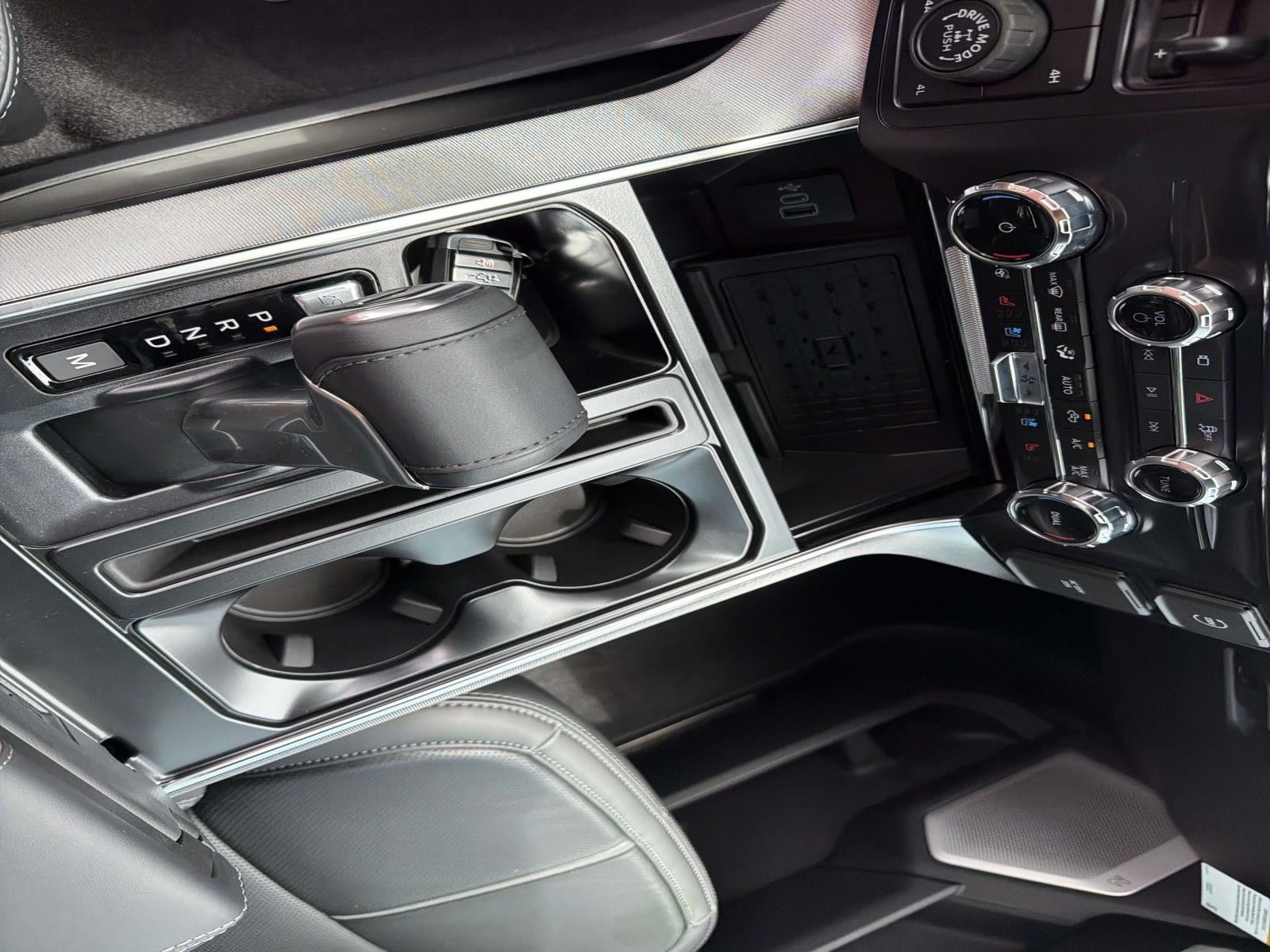 2026 Ford F-150 PLATINUM 4WD SUPERCREW 5.