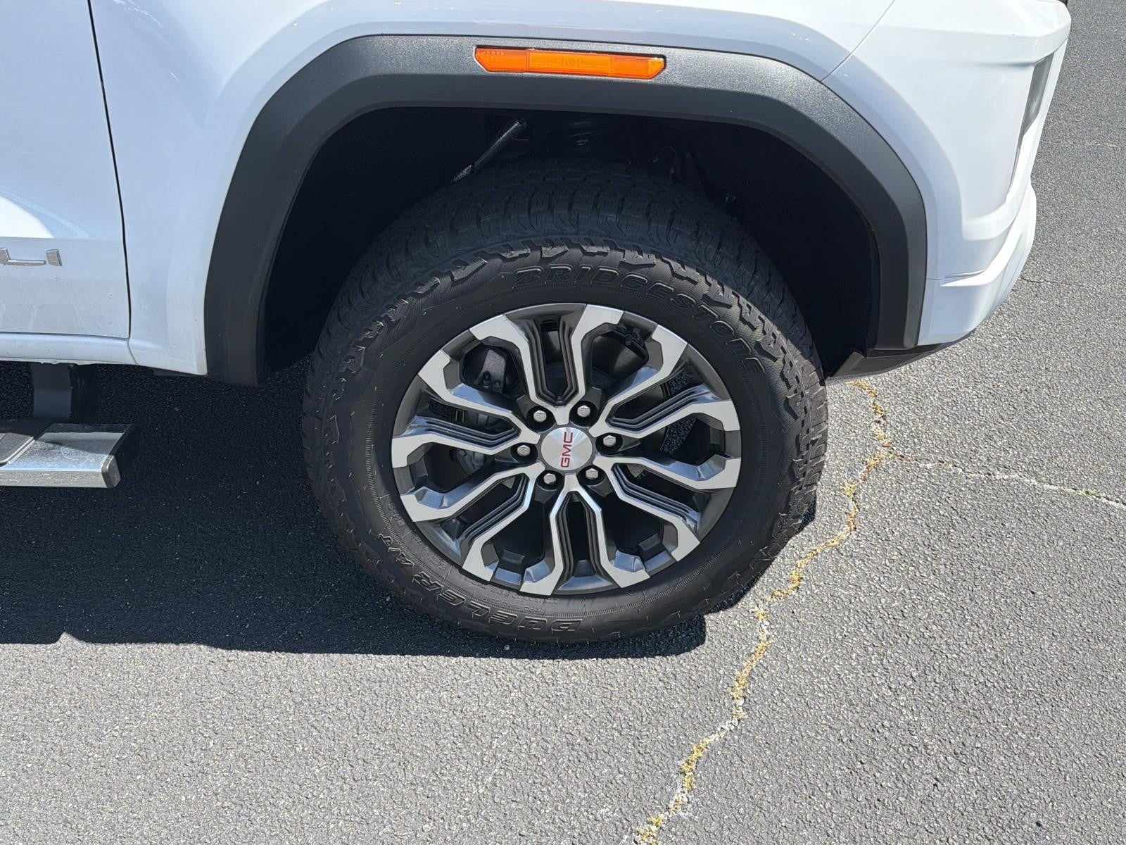 2025 GMC Canyon 4WD Denali