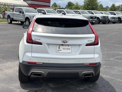 2023 Cadillac XT4 FWD Premium Luxury