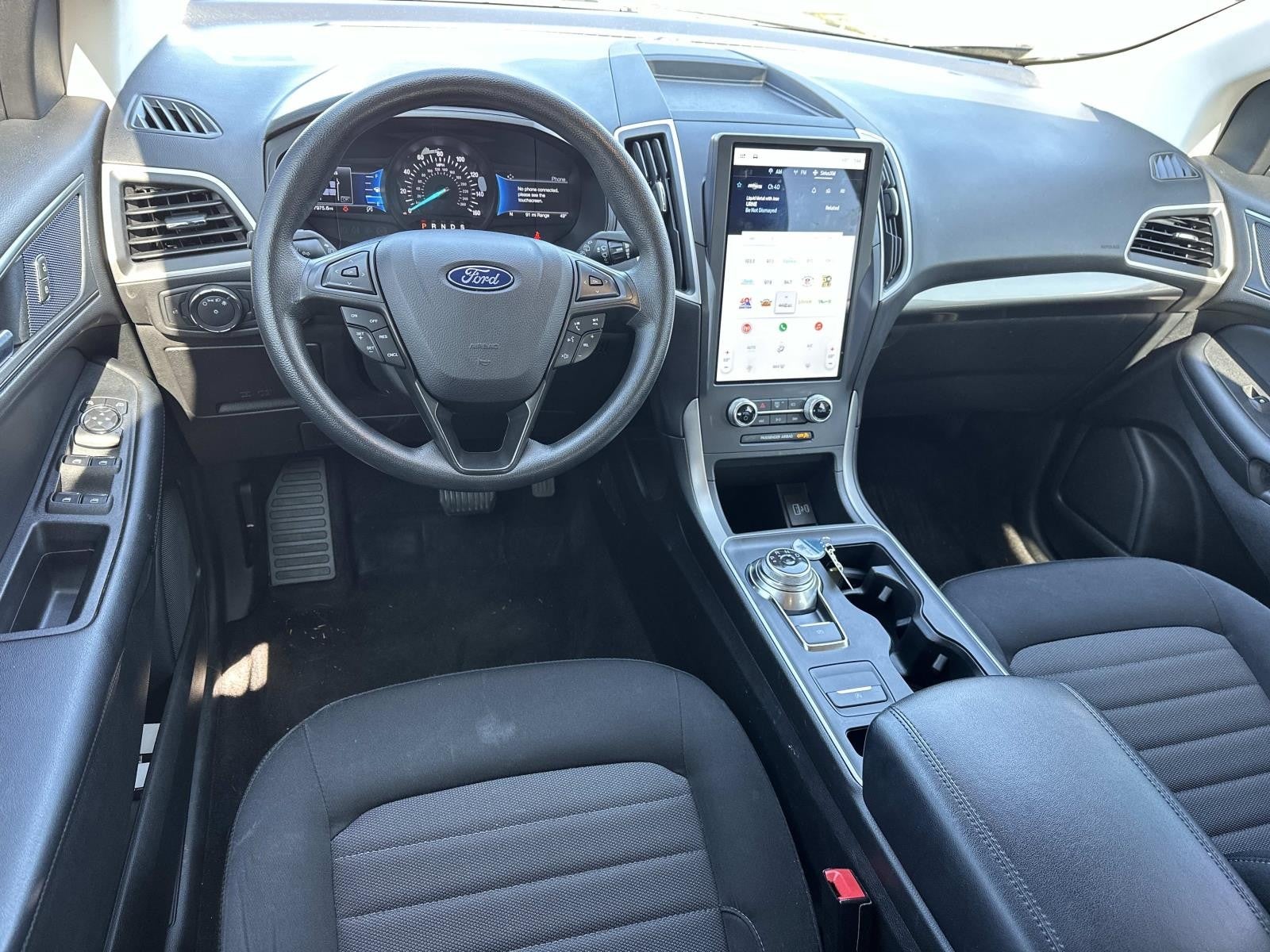 2022 Ford Edge SE