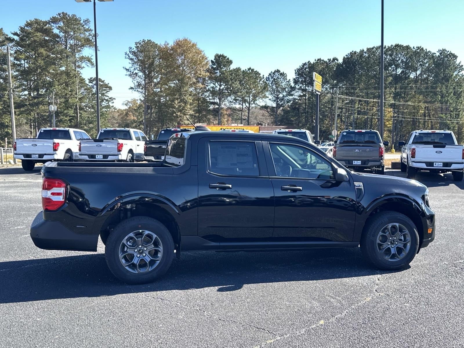 2025 Ford Maverick XLT FWD SUPERCREW