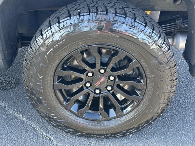 2023 GMC Sierra 1500 AT4X