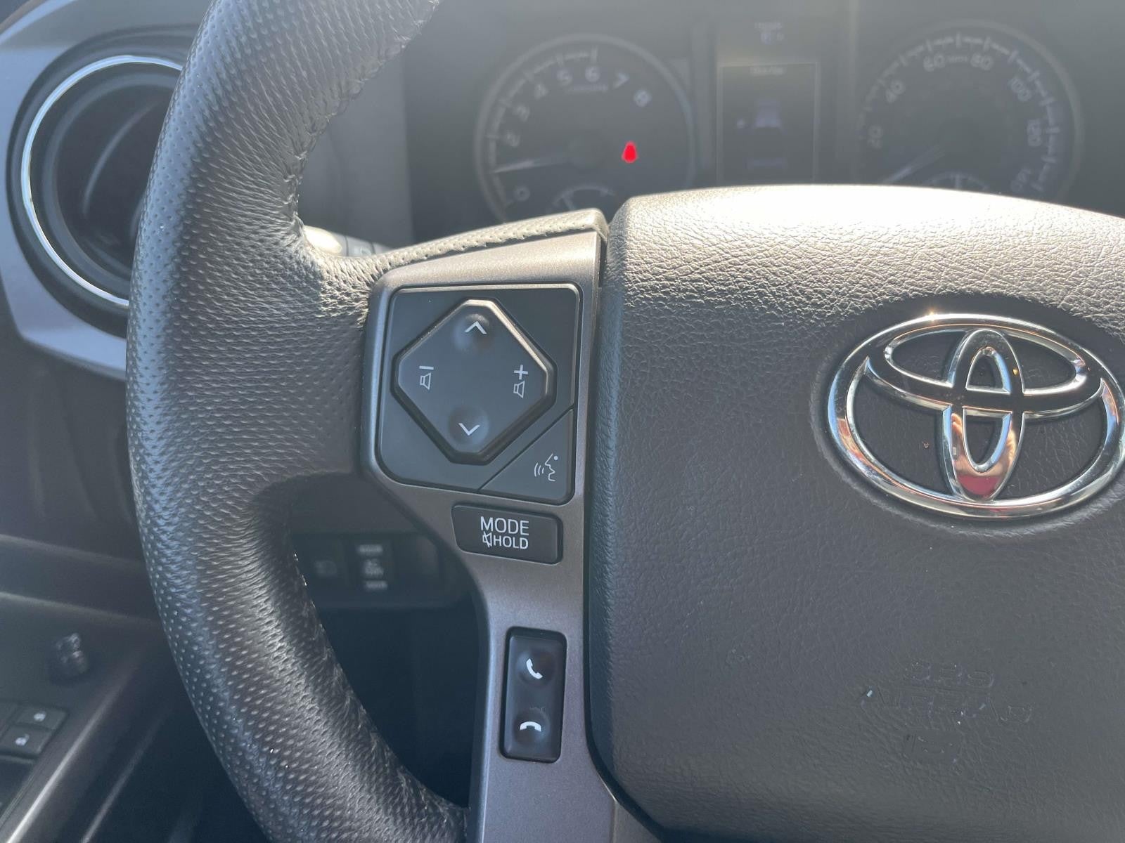 2022 Toyota Tacoma 4WD SR