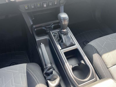 2022 Toyota Tacoma 4WD SR