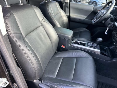 2022 Toyota Tacoma 4WD SR5