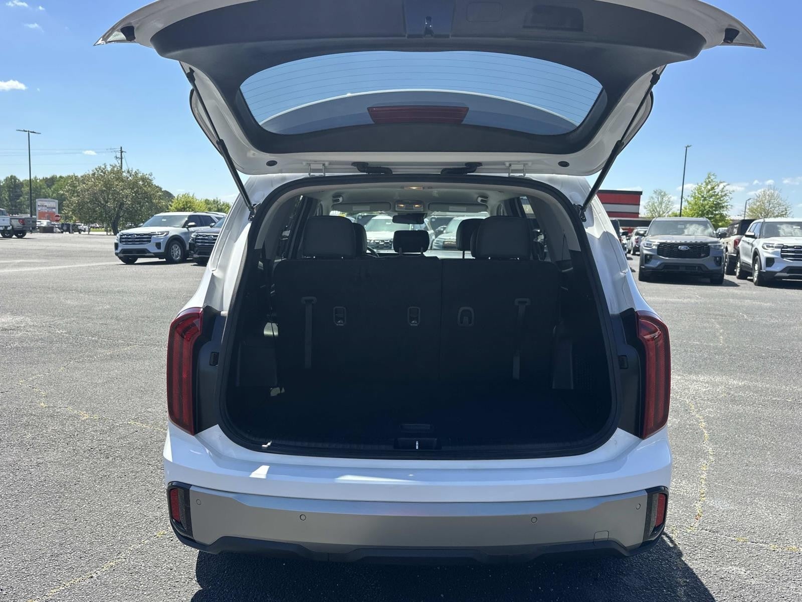 2025 Kia Telluride LX