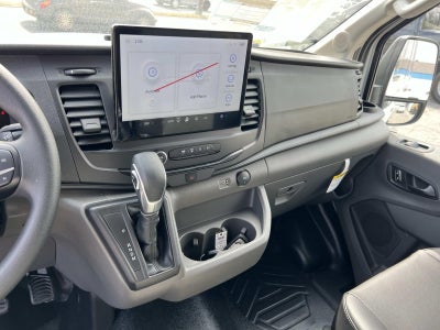 2026 Ford Transit Passenger Wagon T-350 148 MED ROOF XL RW