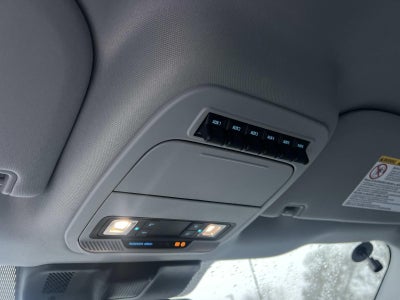 2024 Ford Super Duty F-550 DRW XLT 4WD REG CAB 169 WB 8