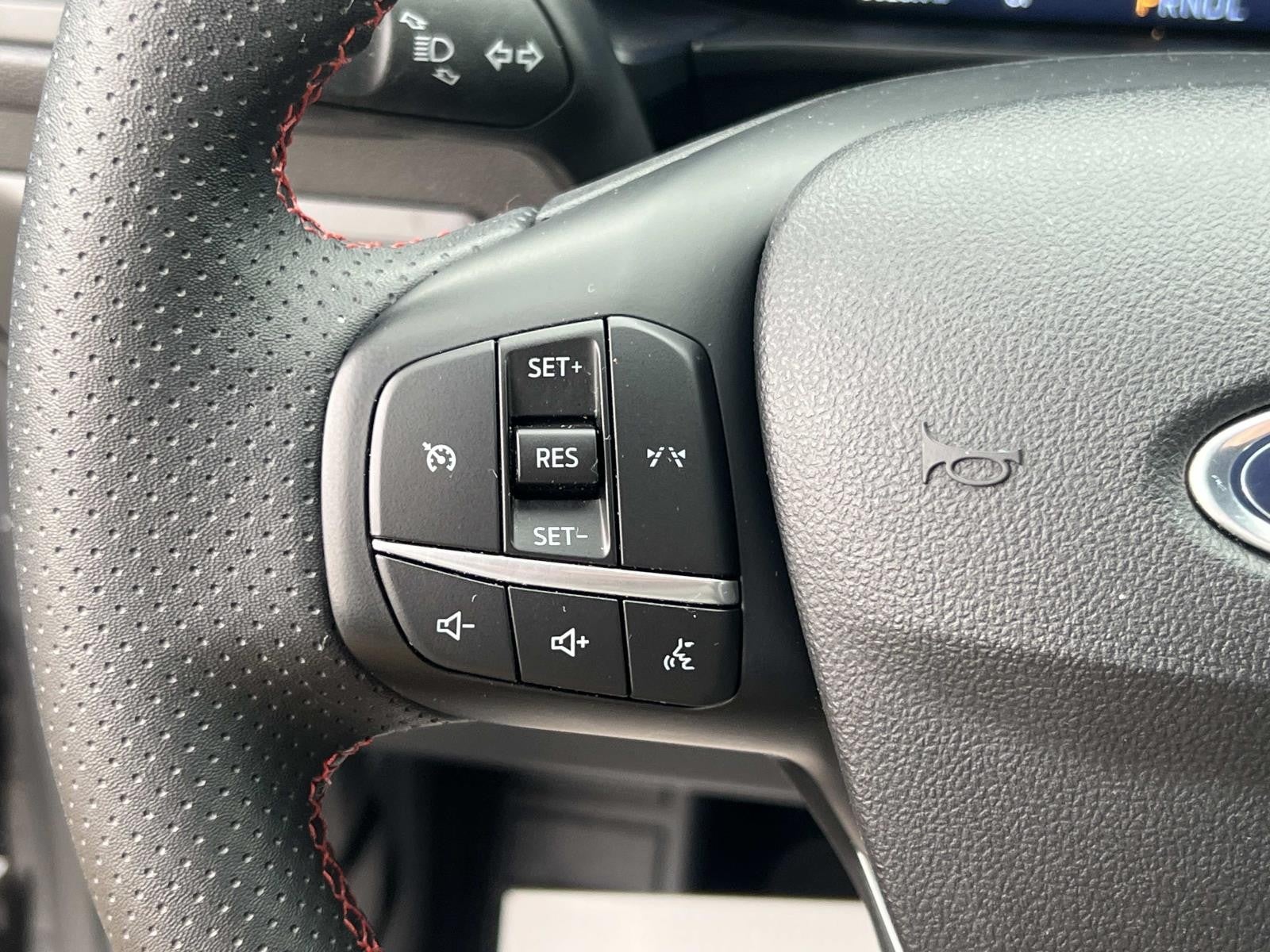 2025 Ford Escape ST-LINE FWD