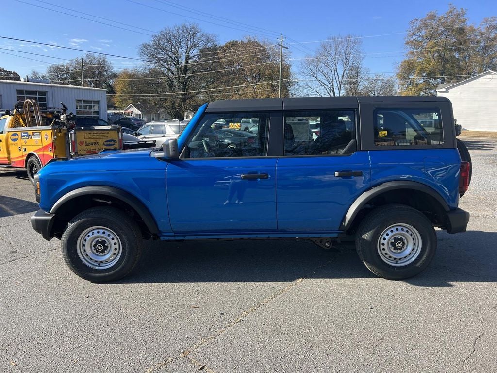 2025 Ford Bronco Base