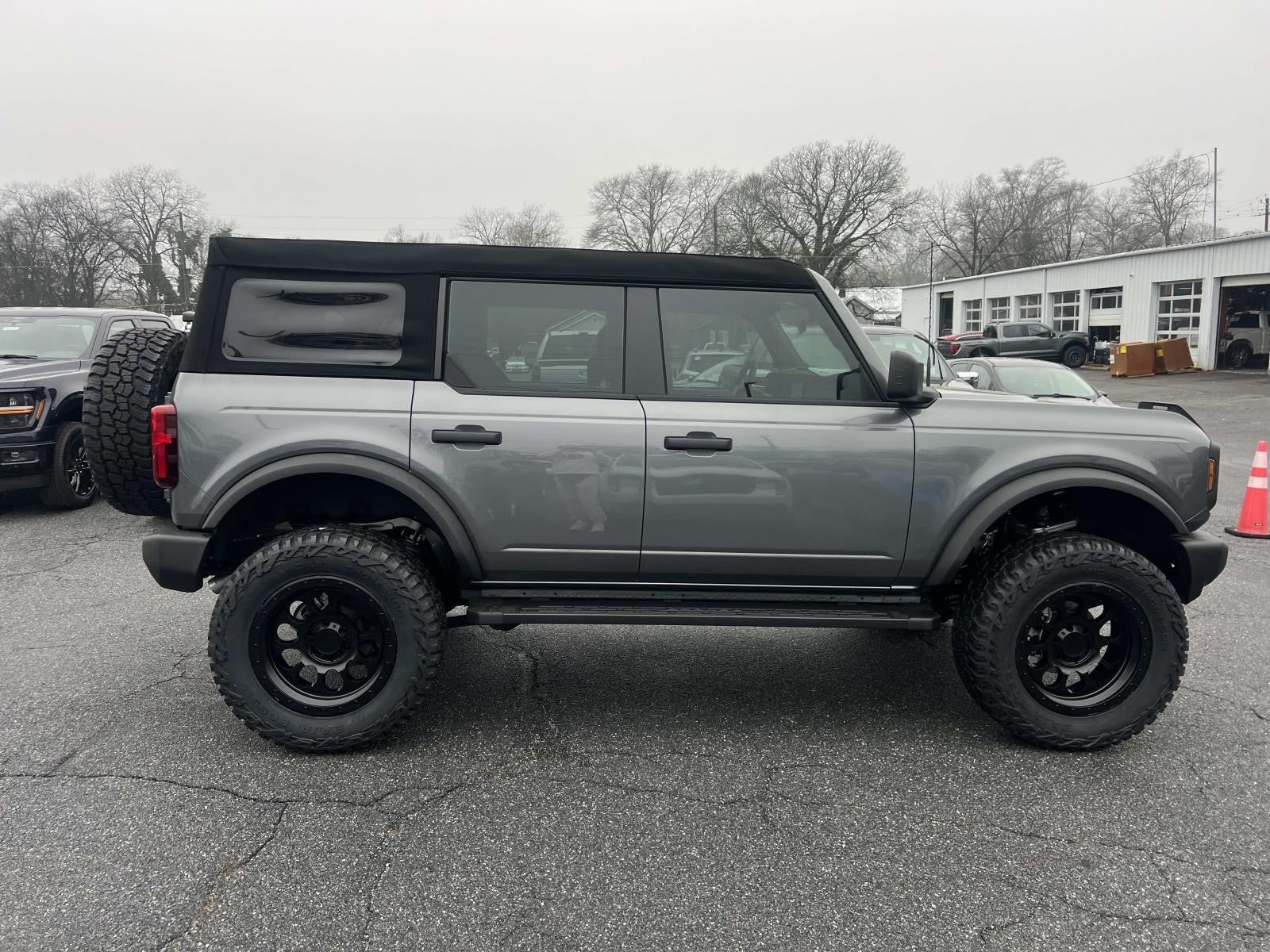 2025 Ford Bronco BASE 4 DOOR 4X4 PUG PACKAGE