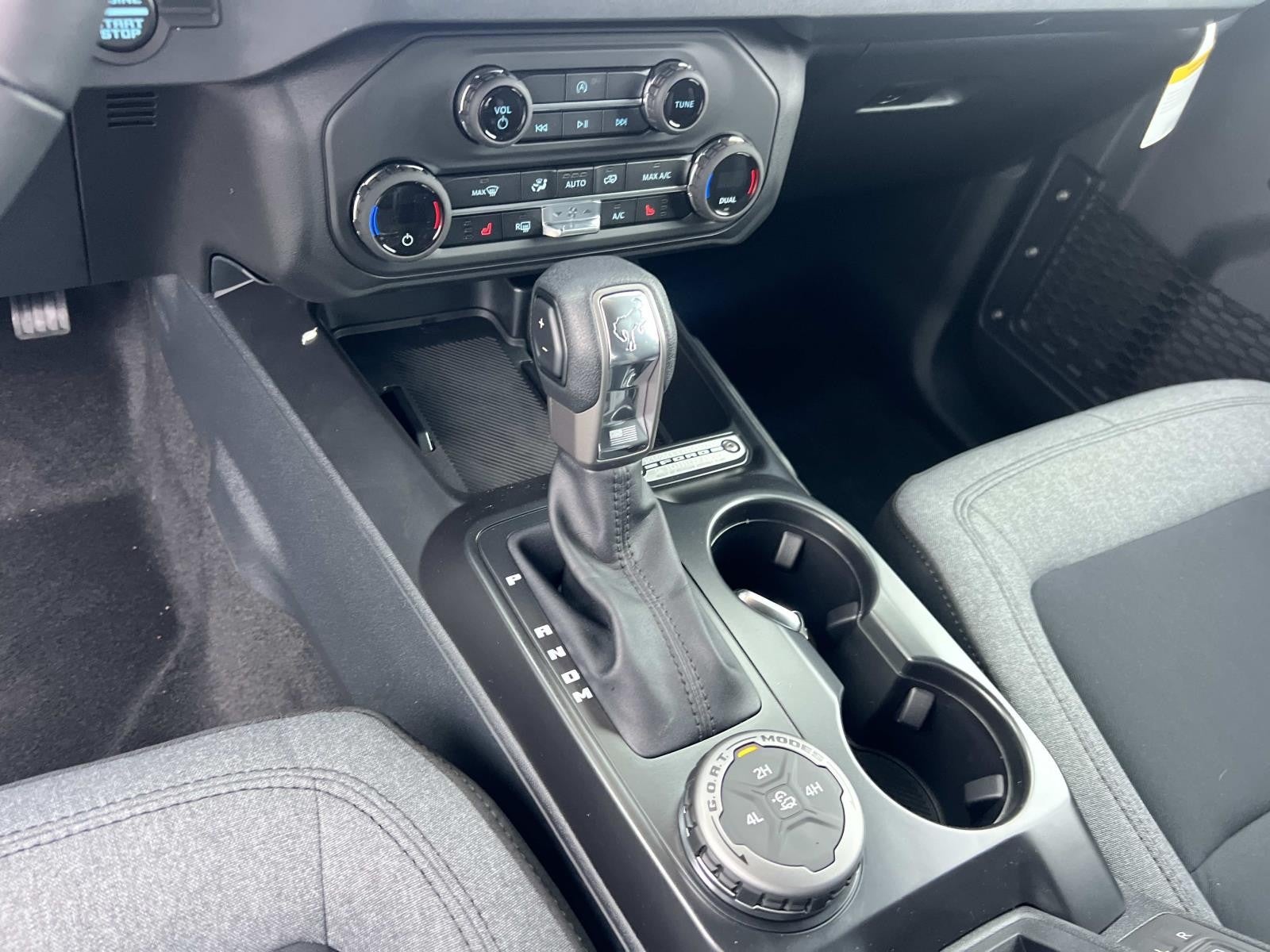 2026 Ford Bronco BASE 4 DOOR 4X4