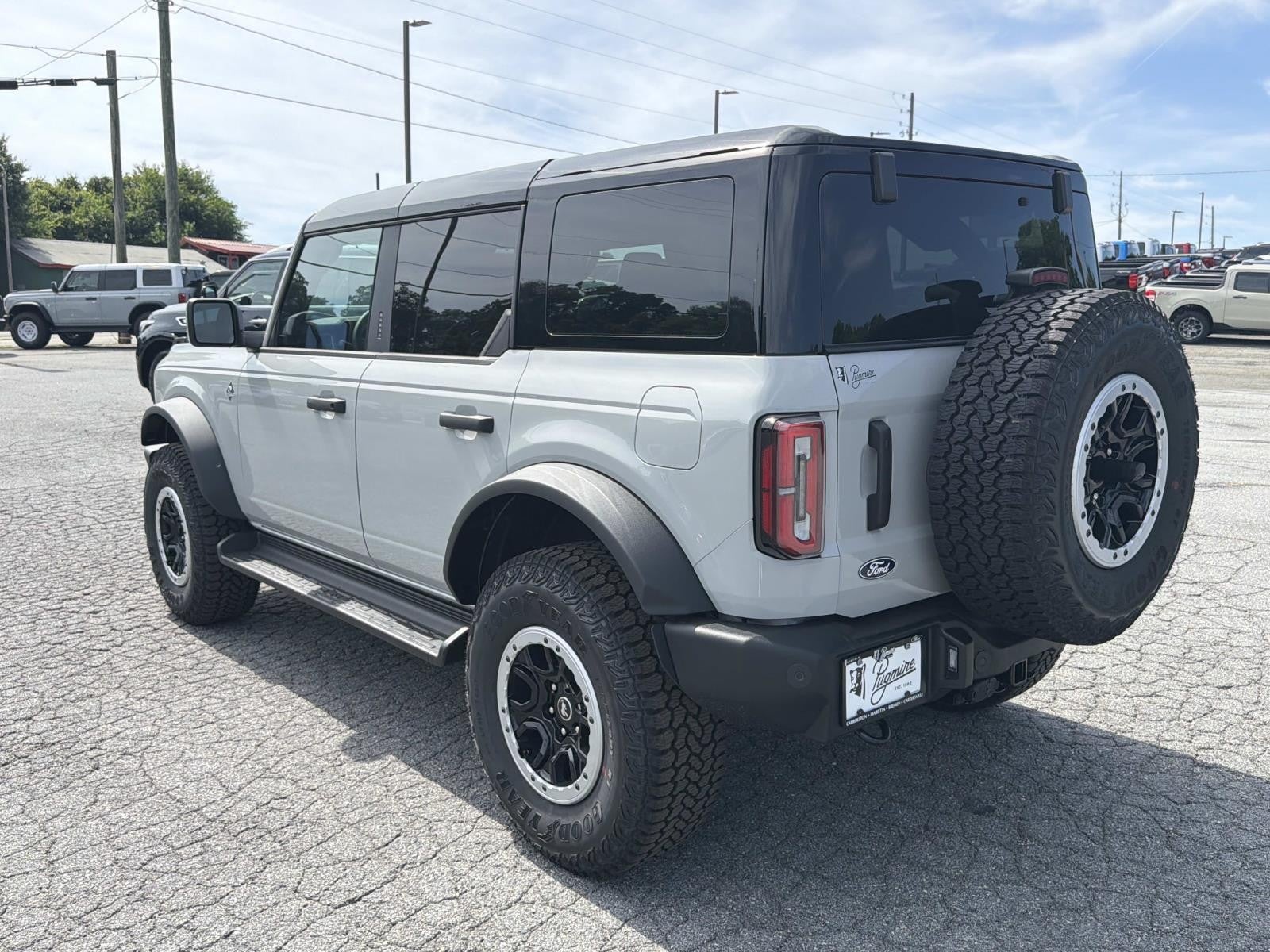 2025 Ford Bronco OUTER BANKS 4 DOOR 4X4