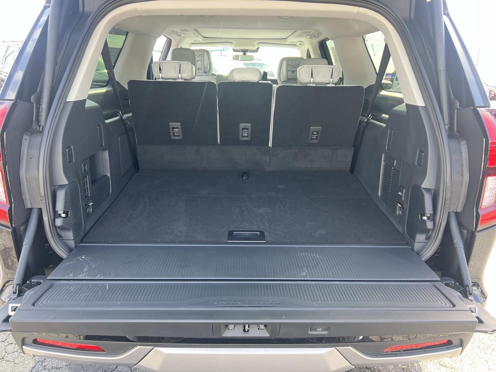 2026 Ford Expedition Max PLATINUM 4X4