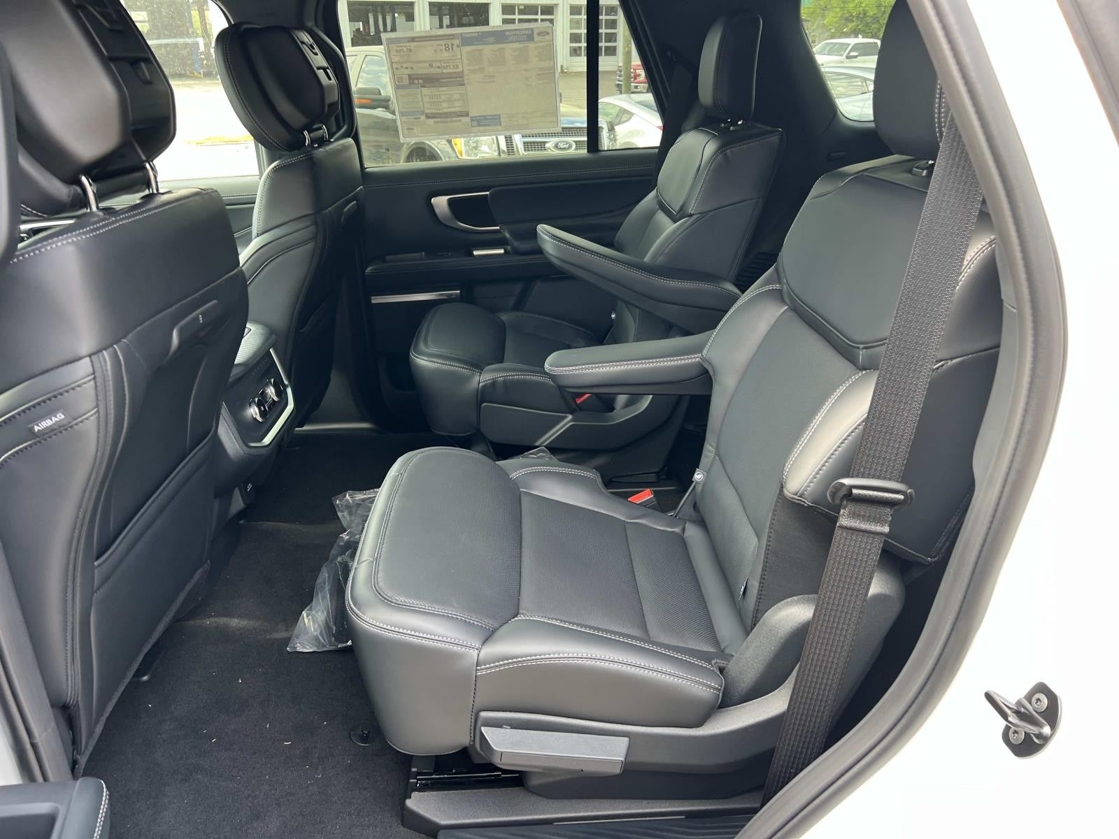 2026 Ford Expedition PLATINUM 4X4