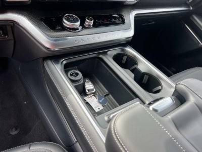 2026 Ford Expedition PLATINUM 4X4