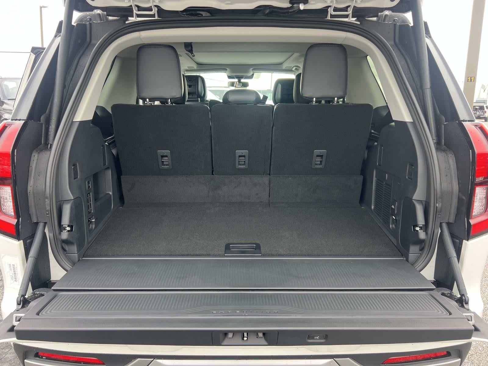 2026 Ford Expedition PLATINUM 4X4