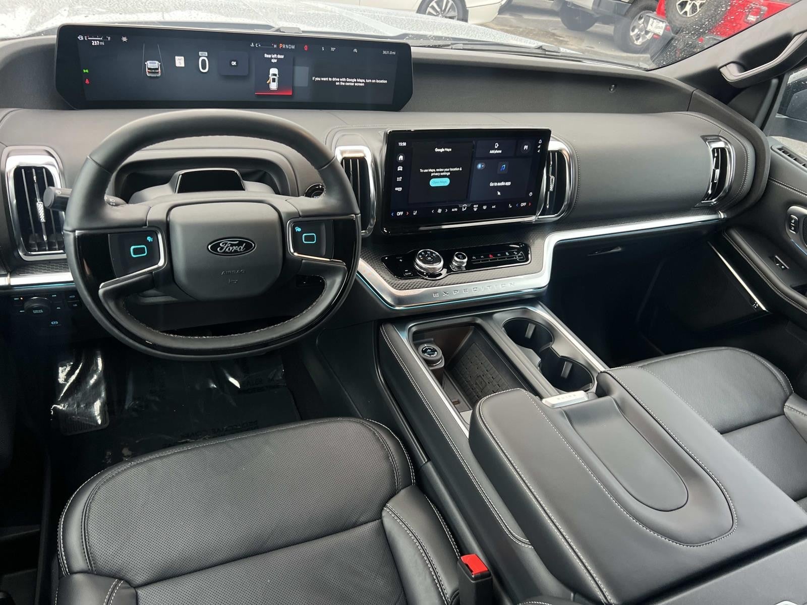 2025 Ford Expedition PLATINUM 4X4