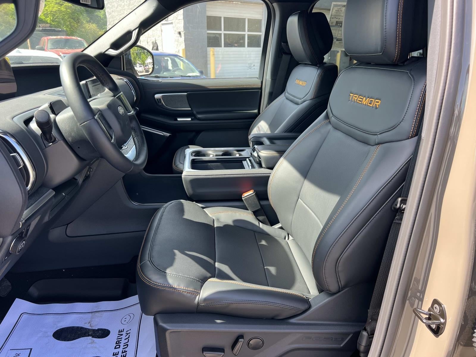 2026 Ford Expedition TREMOR 4X4