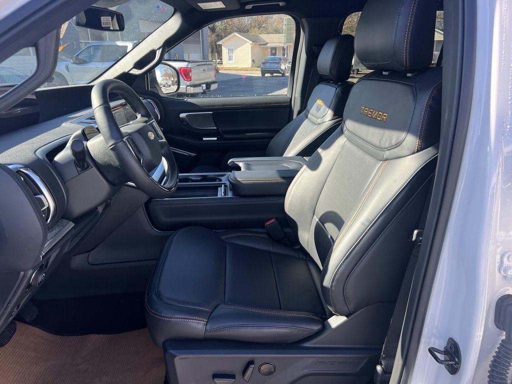 2025 Ford Expedition Tremor