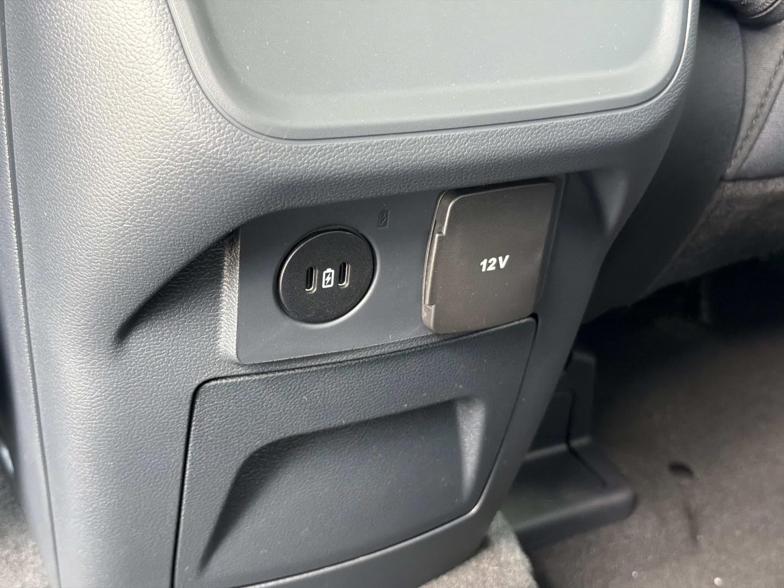 2026 Ford Explorer ACTIVE W/200A PKG RWD