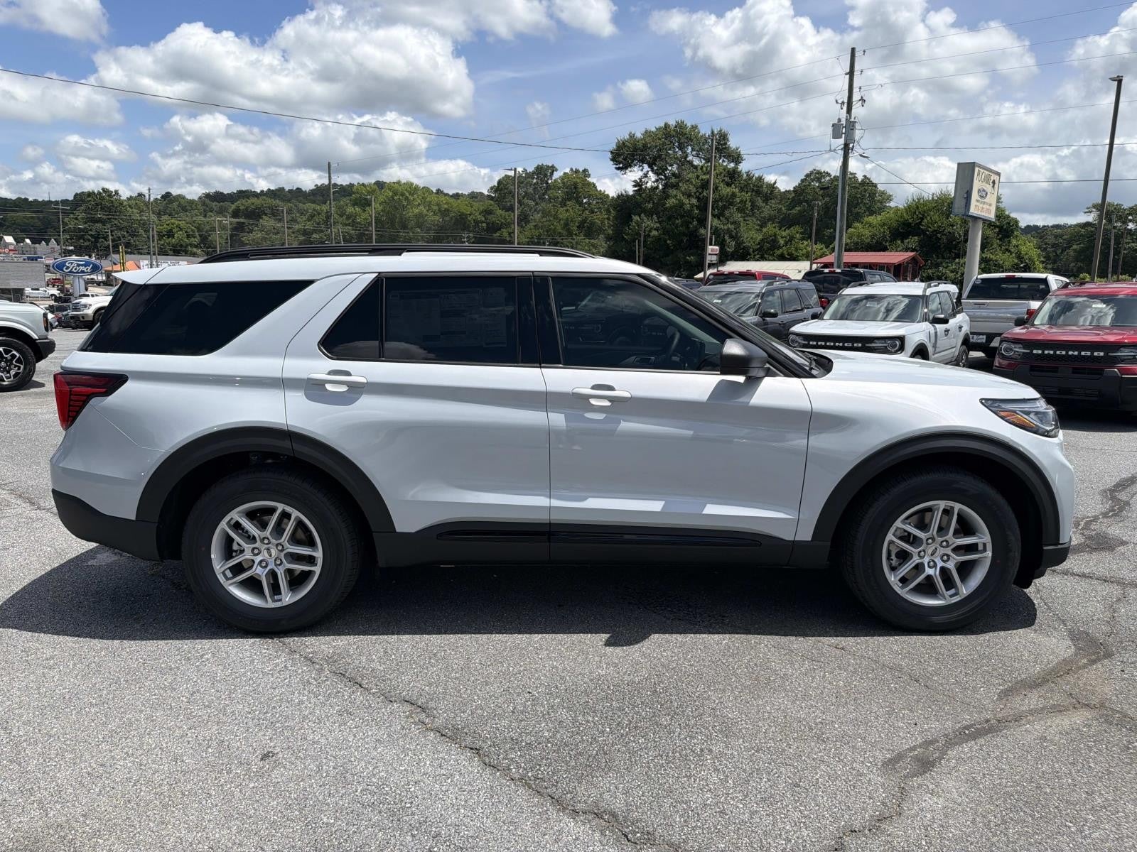 2026 Ford Explorer ACTIVE W/200A PKG RWD