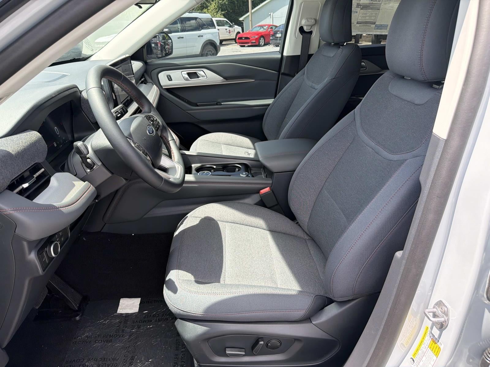 2026 Ford Explorer ACTIVE W/200A PKG RWD