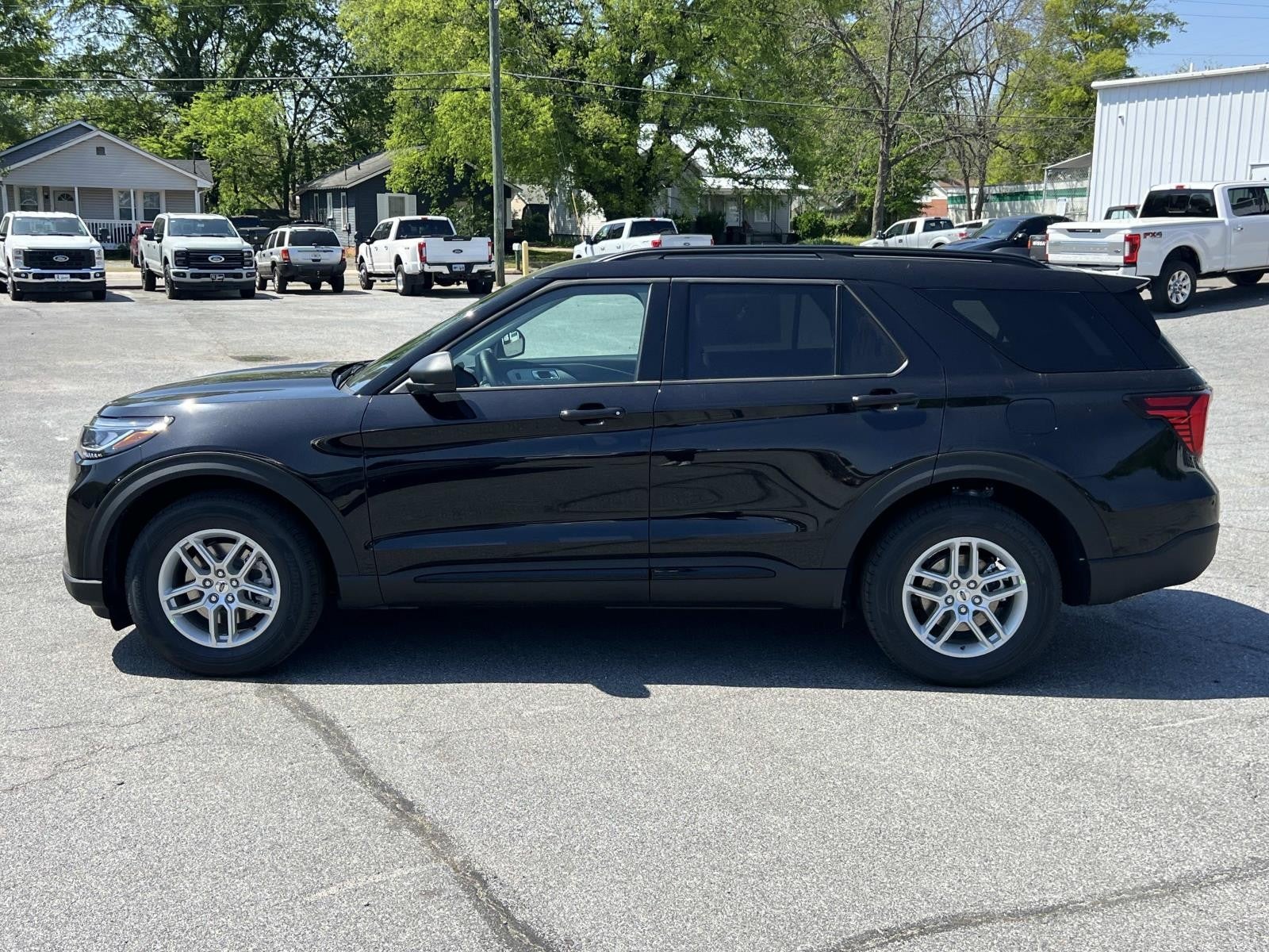 2026 Ford Explorer ACTIVE (100A) RWD