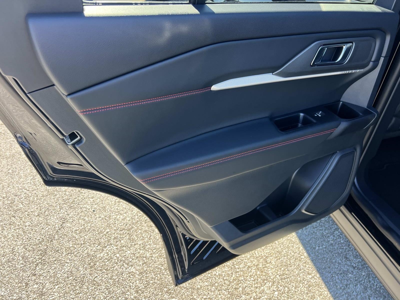 2026 Ford Explorer ST-LINE RWD