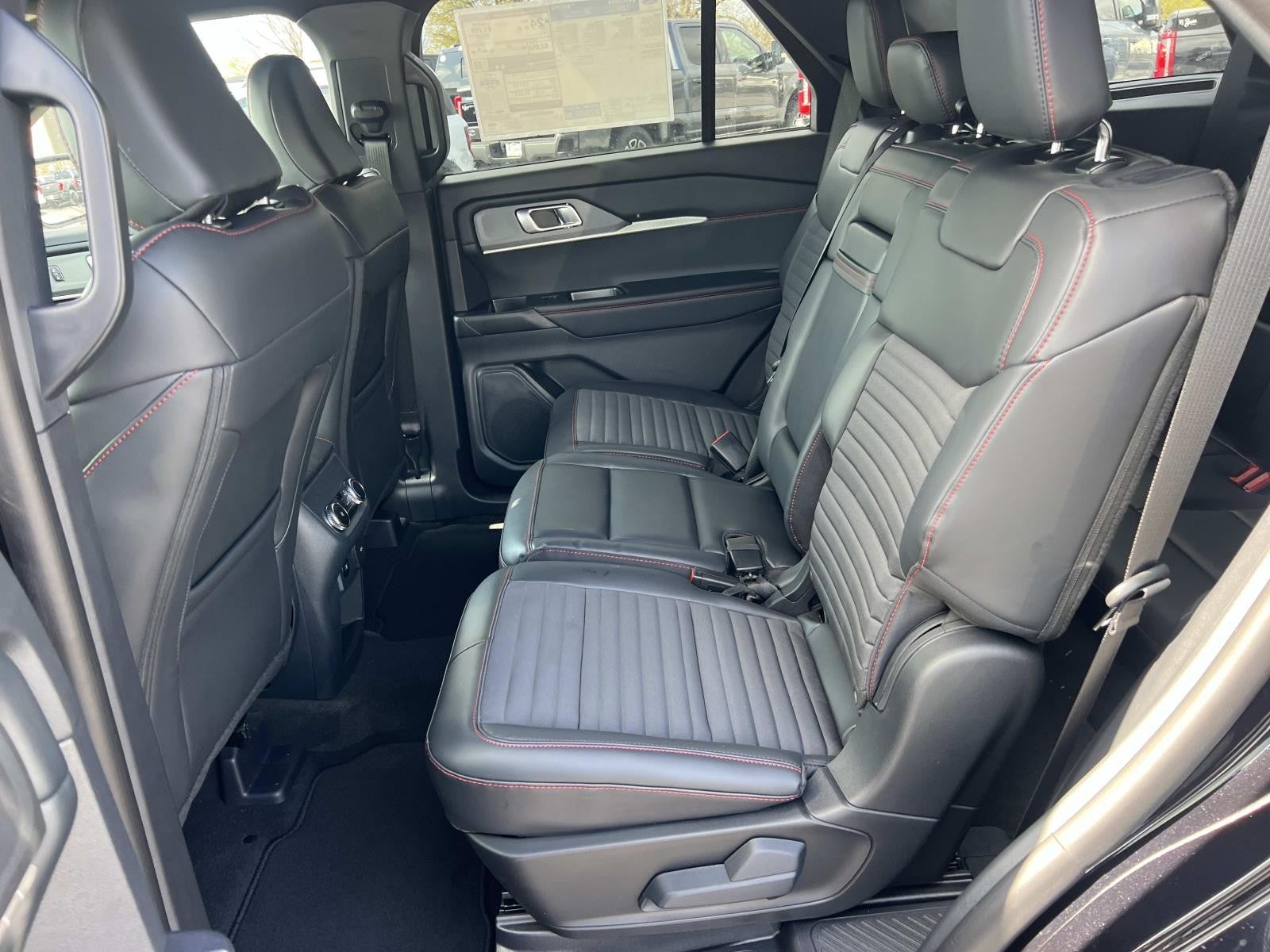 2026 Ford Explorer ST-LINE RWD