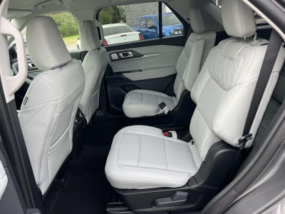 2026 Ford Explorer PLATINUM 4WD